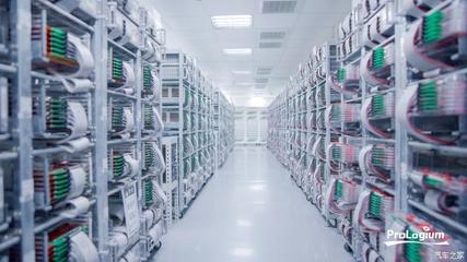 奔馳與輝能科技聯手 固態電池與網絡技術革新驅動未來出行